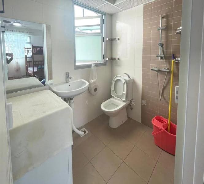 128B Canberra Street, 128B Canberra Street, Sembawang / Yishun, Room Rental, 200 sqft, HDB Flat For Rent, by Ben XIA 夏天鹏, 500246568 - Bathroom - PropertyGuru.com.sg
