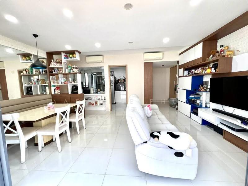 SkyPark Residences, 1 Sembawang Crescent, Sembawang / Yishun, 4 Bedrooms, 1,313 sqft, Executive Condominium For Sale, by Madeline Phua 潘美珊, 500246620 - Living Room - PropertyGuru.com.sg