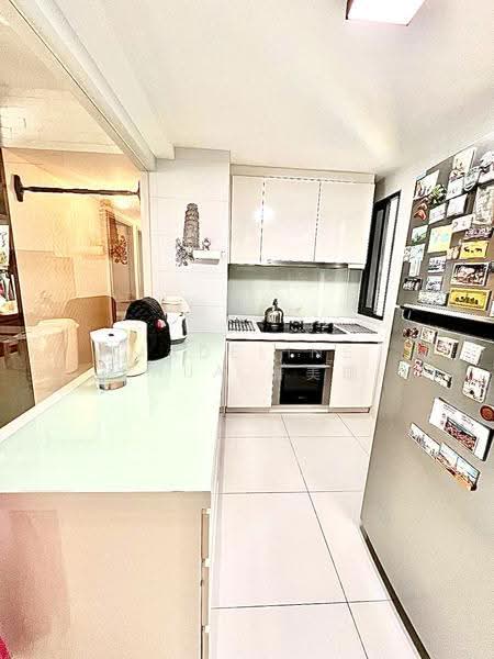 SkyPark Residences, 1 Sembawang Crescent, Sembawang / Yishun, 4 Bedrooms, 1,313 sqft, Executive Condominium For Sale, by Madeline Phua 潘美珊, 500246620 - Kitchen - PropertyGuru.com.sg