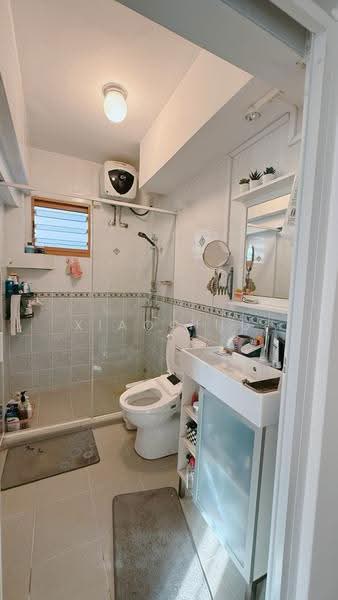 316B Anchorvale Link, 316B Anchorvale Link, Hougang / Punggol / Sengkang, 3 Bedrooms, 1,184 sqft, HDB Flat For Sale, by Li Xiaoqing, 500246632 - Bathroom - PropertyGuru.com.sg