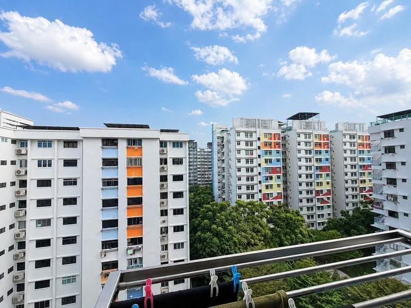 437 Yishun Avenue 6, 437 Yishun Avenue 6, Sembawang / Yishun, 3 Bedrooms, 904 sqft, HDB Flat For Sale, by Jason Ng, 500246641 - Exterior - PropertyGuru.com.sg