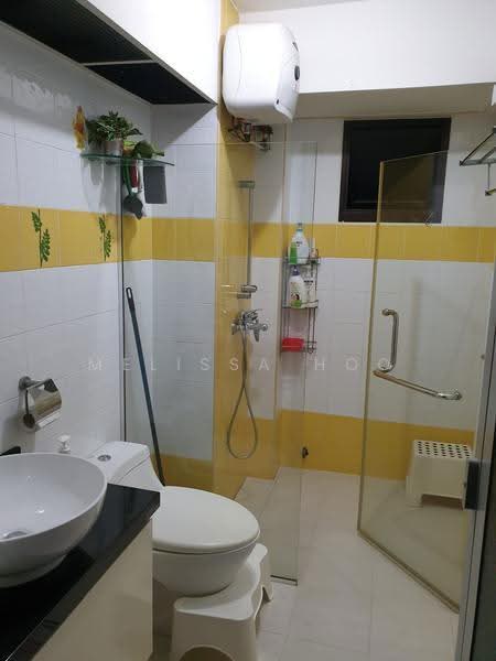 403D Fernvale Lane, 403D Fernvale Lane, Room Rental, 100 sqft, HDB Flat For Rent, by Melissa Hoo, 500246653 - Bathroom - PropertyGuru.com.sg
