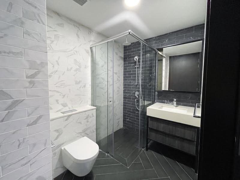 Mayfair Modern, 6 Rifle Range Road, 1 Bedroom, 517 sqft, Condominium For Sale, by Ashely Lian, 500246656 - Bathroom - PropertyGuru.com.sg