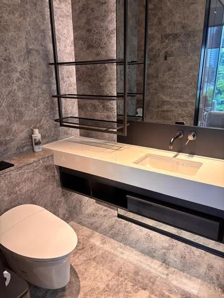 Cuscaden Reserve, 8 Cuscaden Road, Tanglin / Holland / Bukit Timah, 2 Bedrooms, 936 sqft, Condominium For Sale, by Martin Goh 吴伟楠, 500246664 - Bathroom - PropertyGuru.com.sg