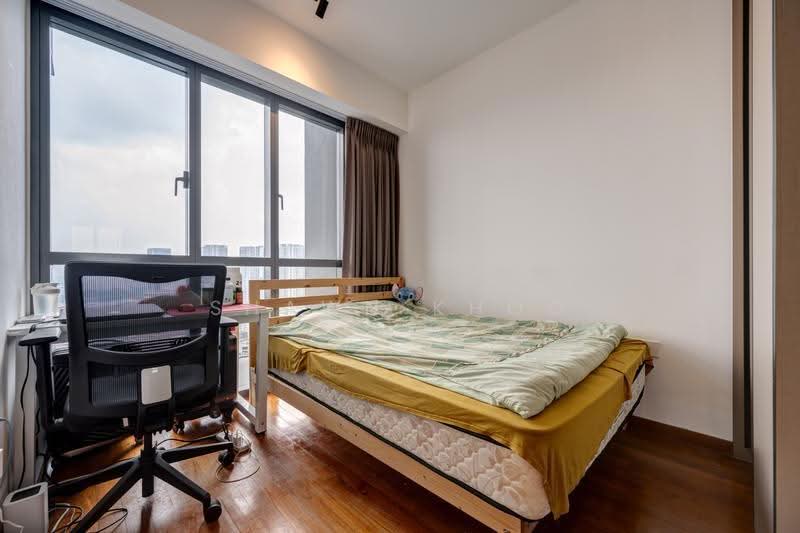 Stirling Residences, 23 Stirling Road, 2 Bedrooms, 689 sqft, Condominium For Sale, by Shawn Khoo, 500246666 - PropertyGuru.com.sg