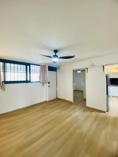 305 Ubi Avenue 1, 305 Ubi Avenue 1, Eunos / Geylang / Paya Lebar, 2 Bedrooms, 670 sqft, HDB Flat For Rent, by Toh Hong Chuah, 500246673 - Living Room - PropertyGuru.com.sg