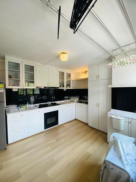 305 Ubi Avenue 1, 305 Ubi Avenue 1, Eunos / Geylang / Paya Lebar, 2 Bedrooms, 670 sqft, HDB Flat For Rent, by Toh Hong Chuah, 500246673 - Kitchen - PropertyGuru.com.sg