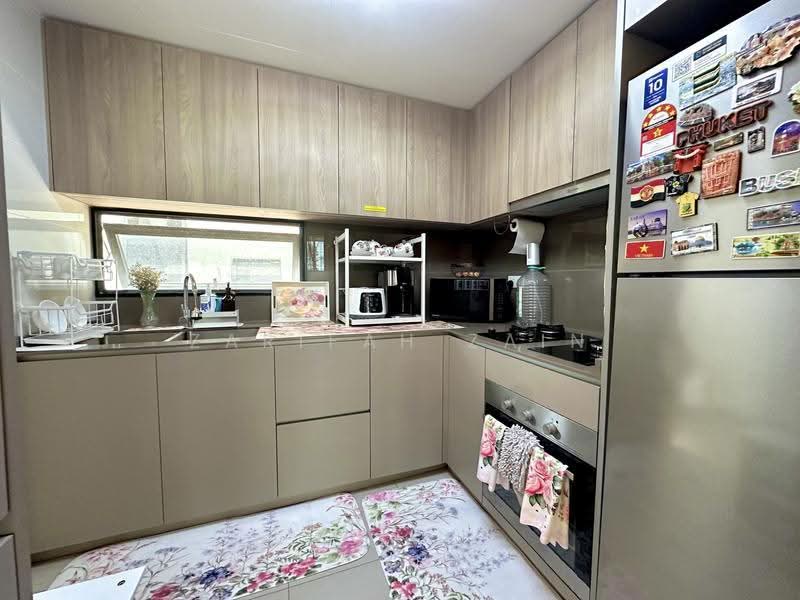 The Jovell, 27 Flora Drive, Changi Airport / Changi Village, 4 Bedrooms, 1,270 sqft, Condominium For Sale, by Zarifah Zain, 500246676 - Kitchen - PropertyGuru.com.sg