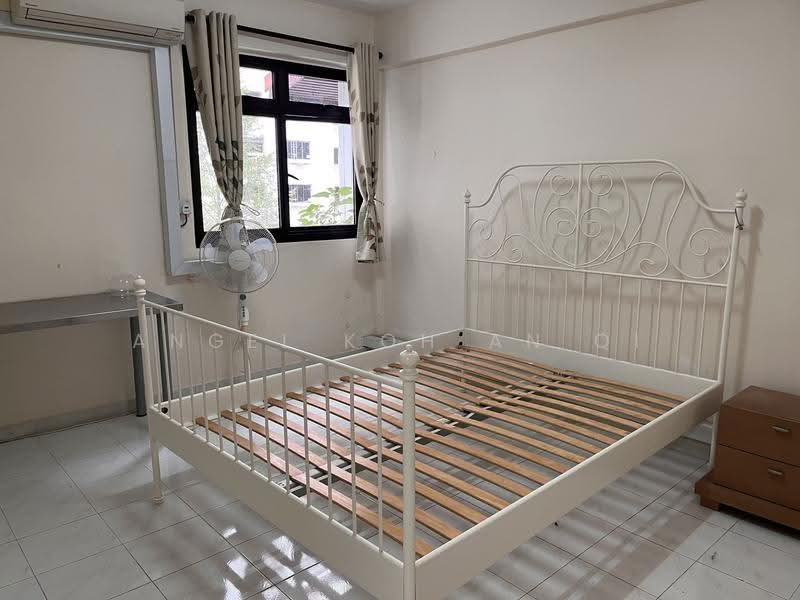 212 Lorong 8 Toa Payoh, 212 Lorong 8 Toa Payoh, 2 Bedrooms, 700 sqft, HDB Flat For Rent, by Angel Koh An Qi, 500246678 - Bedroom - PropertyGuru.com.sg