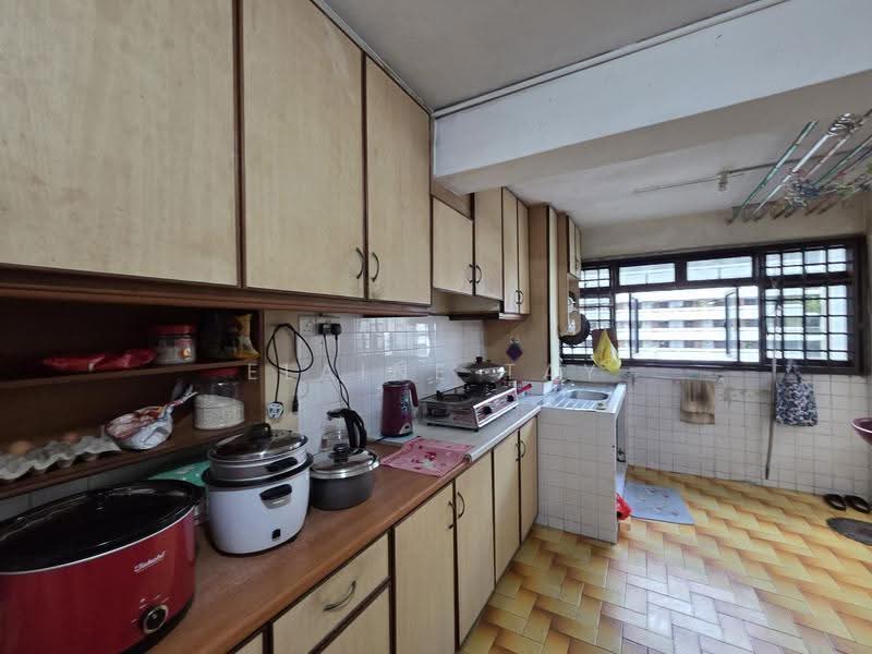 17 Marine Terrace, 17 Marine Terrace, East Coast / Marine Parade, Room Rental, 89 sqft, HDB Flat For Rent, by Elaine Tay, 500246683 - Kitchen - PropertyGuru.com.sg