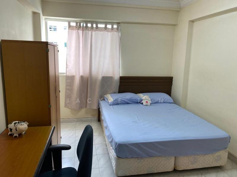434 Tampines Street 43, 434 Tampines Street 43, Pasir Ris / Tampines, Room Rental, 130 sqft, HDB Flat For Rent, by JACKIE TAN, 500246684 - Bedroom - PropertyGuru.com.sg