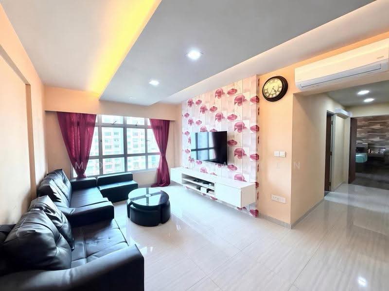 178B Rivervale Crescent, 178B Rivervale Crescent, Hougang / Punggol / Sengkang, 3 Bedrooms, 1,001 sqft, HDB Flat For Sale, by Mohamed Ameen, 500246685 - Living Room - PropertyGuru.com.sg