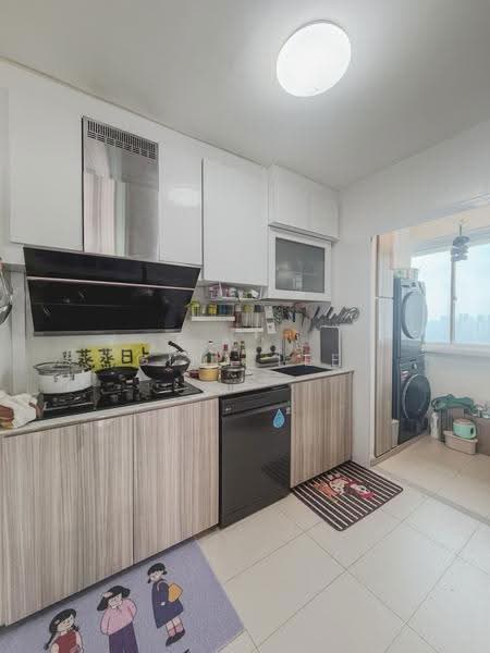42A Margaret Drive, 42A Margaret Drive, Alexandra / Commonwealth, 3 Bedrooms, 979 sqft, HDB Flat For Sale, by Gina Lee, 500246686 - Kitchen - PropertyGuru.com.sg
