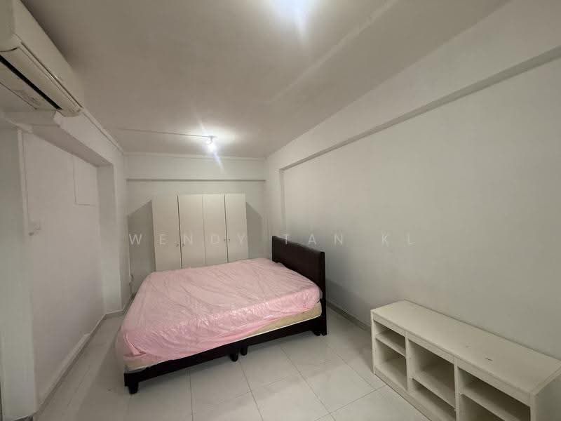 452 Fajar Road, 452 Fajar Road, Dairy Farm / Bukit Panjang / Choa Chu Kang, 3 Bedrooms, 1,302 sqft, HDB Flat For Rent, by Wendy Tan KL, 500246695 - Bedroom - PropertyGuru.com.sg
