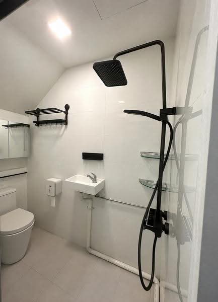 #1 Loft, 1 Lorong 24 Geylang, Eunos / Geylang / Paya Lebar, Room Rental, 200 sqft, Condominium For Rent, by Lynn Yap, 500246702 - PropertyGuru.com.sg