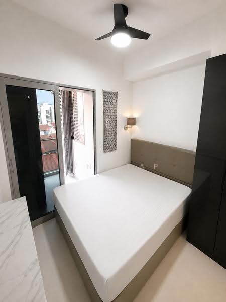#1 Loft, 1 Lorong 24 Geylang, Eunos / Geylang / Paya Lebar, Room Rental, 200 sqft, Condominium For Rent, by Lynn Yap, 500246702 - PropertyGuru.com.sg