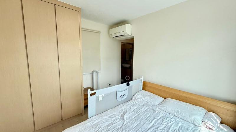 22 Ghim Moh Link, 22 Ghim Moh Link, 2 Bedrooms, 936 sqft, HDB Flat For Sale, by Alex Ong, 500246706 - Master Suite - PropertyGuru.com.sg