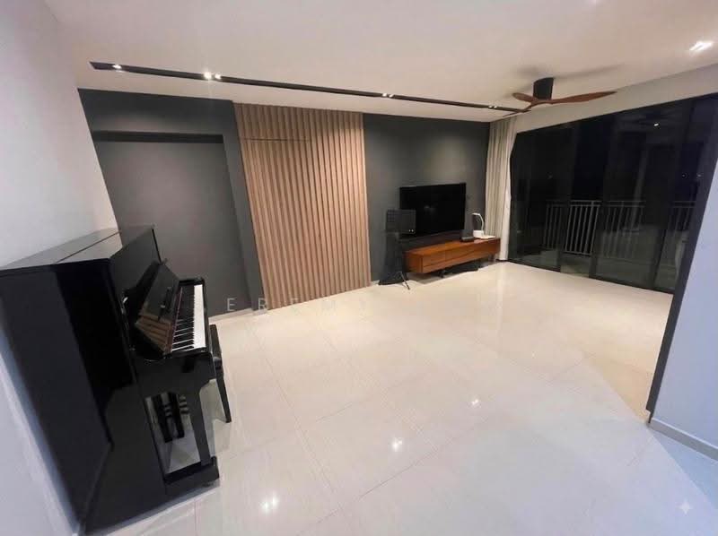 420D Northshore Drive, 420D Northshore Drive, 4 Bedrooms, 1,324 sqft, HDB Flat For Sale, by Jeremy Koh, 500246710 - Living Room - PropertyGuru.com.sg