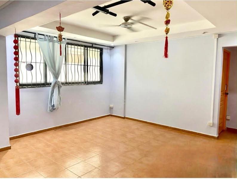 870 Tampines Street 83, 870 Tampines Street 83, Pasir Ris / Tampines, 3 Bedrooms, 1,119 sqft, HDB Flat For Sale, by Rayson Cheong, 500246724 - Living Room - PropertyGuru.com.sg
