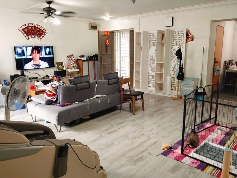 667A Jurong West Street 65, 667A Jurong West Street 65, Boon Lay / Jurong / Tuas, 3 Bedrooms, 1,184 sqft, HDB Flat For Sale, by Jane Oon, 500246731 - Living Room - PropertyGuru.com.sg