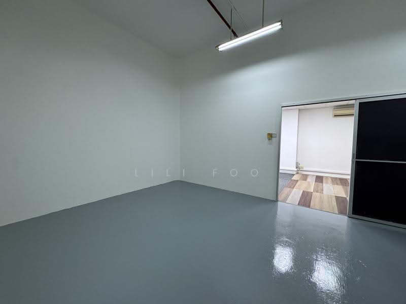 Wintech Centre, 6 Ubi Road 1, Eunos / Geylang / Paya Lebar, 1,453 sqft, Light Industrial (B1) For Rent, by Lili Foo, 500246733 - Room can be used as warehouse - CommercialGuru.com.sg