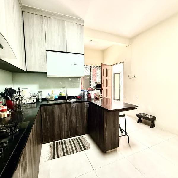 Pasir Ris Beach Park, 72 Pasir Ris Terrace, Pasir Ris / Tampines, 4 Bedrooms, 2,922 sqft, Terraced House For Sale, by Hui See Tan 陈慧思, 500246734 - Kitchen - PropertyGuru.com.sg