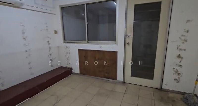 Toh Guan Centre, 21 21, Boon Lay / Jurong / Tuas, 4,102 sqft, Factory / Workshop (B2) For Sale, by Ssharon Loh, 500246757 - CommercialGuru.com.sg