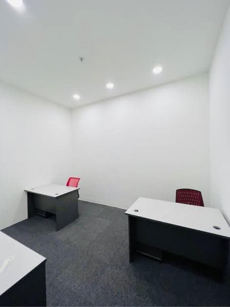 Toh Guan Centre, 21 21, Boon Lay / Jurong / Tuas, 4,102 sqft, Factory / Workshop (B2) For Sale, by Ssharon Loh, 500246757 - CommercialGuru.com.sg
