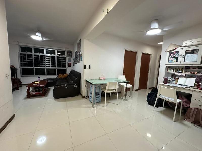 449B Bukit Batok West Avenue 9, 449B Bukit Batok West Avenue 9, Room Rental, 120 sqft, HDB Flat For Rent, by Sam Liew, 500246762 - Living Room - PropertyGuru.com.sg