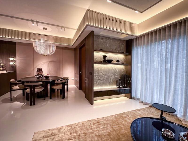 Parksuites, 18 Holland Grove Road, Tanglin / Holland / Bukit Timah, 4 Bedrooms, 3,068 sqft, Condominium For Sale, by Renne Chow, 500246763 - Dining Room - PropertyGuru.com.sg