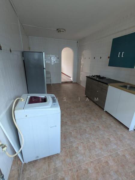 150 Ang Mo Kio Avenue 5, 150 Ang Mo Kio Avenue 5, 2 Bedrooms, 731 sqft, HDB Flat For Rent, by Lewis Tam, 500246770 - Kitchen - PropertyGuru.com.sg