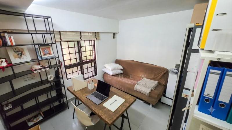 103 Henderson Crescent, 103 Henderson Crescent, 2 Bedrooms, 797 sqft, HDB Flat For Rent, by TJ Chew, 500246781 - Study - PropertyGuru.com.sg