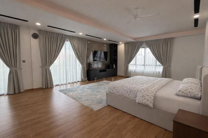 14000sqft Bungalow @ Saraca / Seletar Hills Estate, , 9 Bedrooms, 14,000 sqft, Bungalow House For Sale, by Kristle Ng, 500246800 - Bedroom - PropertyGuru.com.sg