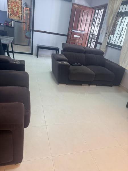 689A Choa Chu Kang Drive, 689A Choa Chu Kang Drive, Dairy Farm / Bukit Panjang / Choa Chu Kang, 3 Bedrooms, 969 sqft, HDB Flat For Sale, by Srini PN, 500246823 - Living Room - PropertyGuru.com.sg