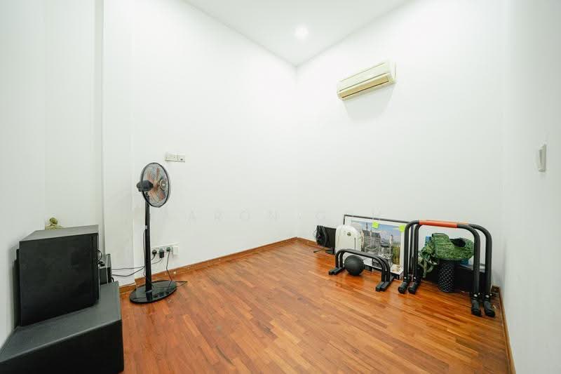 Sembawang Hills Estate, 96 Jalan Kuras, Ang Mo Kio / Bishan / Thomson, 5 Bedrooms, 4,151 sqft, Terraced House For Sale, by Aaron Goh, 500246842 - Interior - PropertyGuru.com.sg