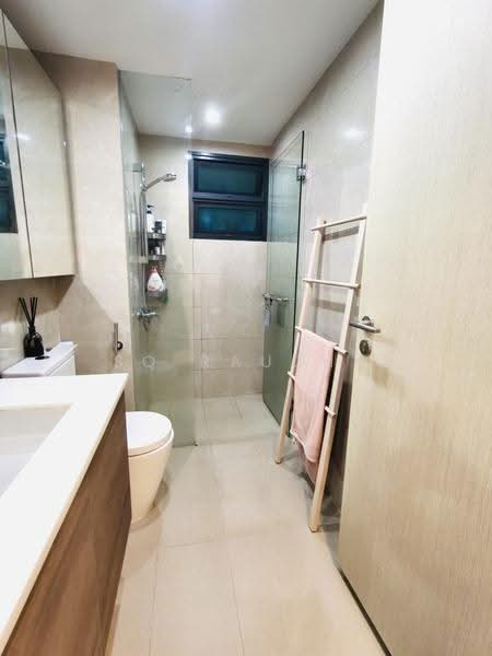 Treasure at Tampines, 45 Tampines Lane, 3 Bedrooms, 1,033 sqft, Condominium For Sale, by SQ Raudha, 500246844 - Common Toilet - PropertyGuru.com.sg