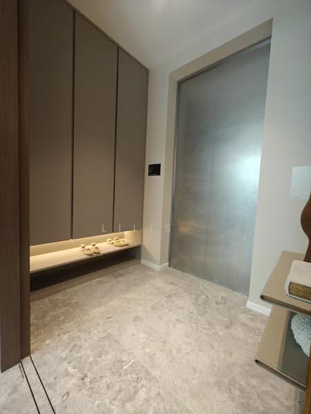 Amber House, 30 Amber Gardens, East Coast / Marine Parade, 3 Bedrooms, 980 sqft, Apartment For Sale, by Lilis ., 500246847 - Entrance - PropertyGuru.com.sg