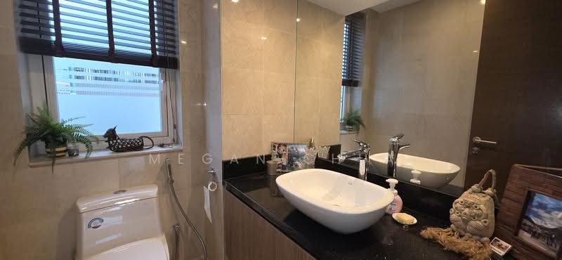 Juniper at Ardmore, 6 Ardmore Park, Tanglin / Holland / Bukit Timah, 4 Bedrooms, 3,197 sqft, Condominium For Sale, by Megan Chua, 500246850 - Bathroom - PropertyGuru.com.sg