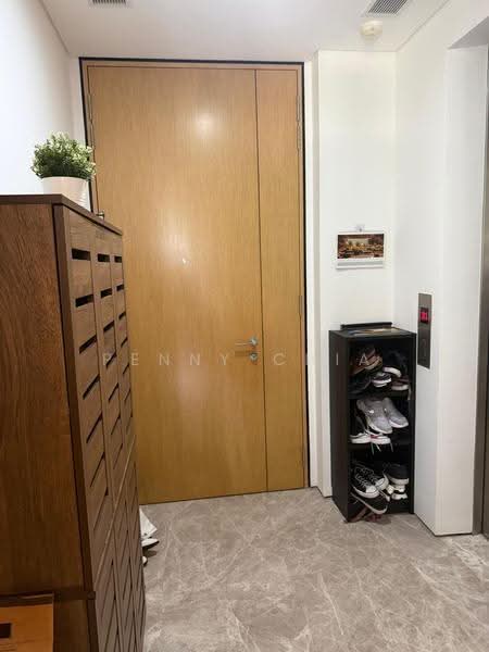 The Laurels @ Cairnhill Road, 40 Cairnhill Road, Orchard / River Valley, 3 Bedrooms, 1,302 sqft, Condominium For Rent, by Penny Chia, 500246861 - Entrance - PropertyGuru.com.sg