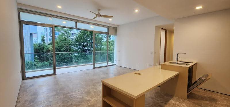 The Laurels @ Cairnhill Road, 40 Cairnhill Road, Orchard / River Valley, 3 Bedrooms, 1,302 sqft, Condominium For Rent, by Penny Chia, 500246861 - Living Room - PropertyGuru.com.sg