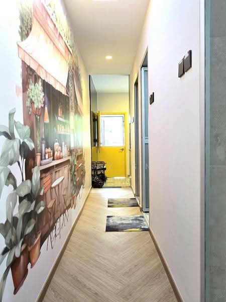 79 Chay Yan Street, 79 Chay Yan Street, Room Rental, 100 sqft, HDB Flat For Rent, by Larry Sng, 500246864 - Corridor - PropertyGuru.com.sg