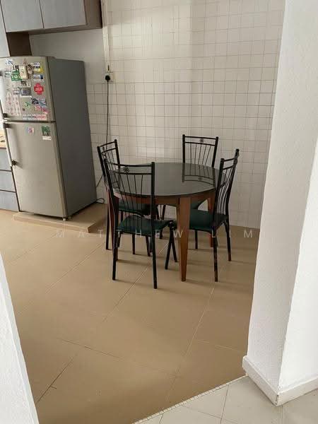 275 Tampines Street 22, 275 Tampines Street 22, Pasir Ris / Tampines, 3 Bedrooms, 1,130 sqft, HDB Flat For Rent, by Matthew Lim, 500246867 - Kitchen - PropertyGuru.com.sg