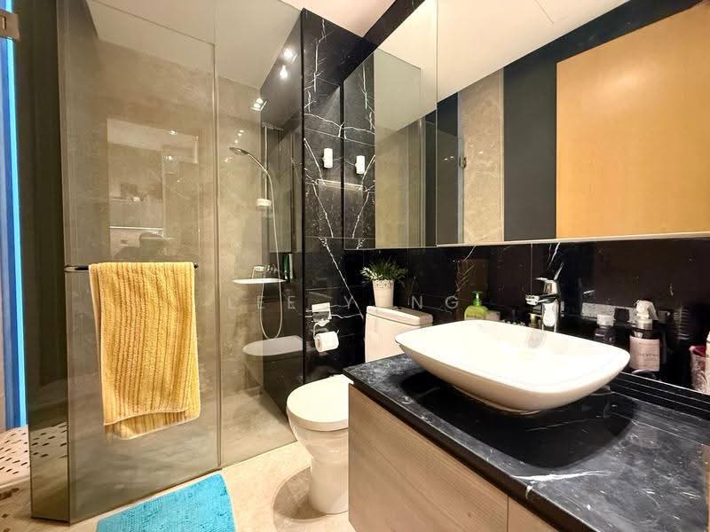 Rare North Facing, 5 storeys Freehold Terrace Landed, Ang mo Kio Avenue 5 , belgravia drive, Seletar / Yio Chu Kang, 5 Bedrooms, 3,584 sqft, Cluster House For Sale, by Lee Yong, 500246879 - Bathroom - PropertyGuru.com.sg
