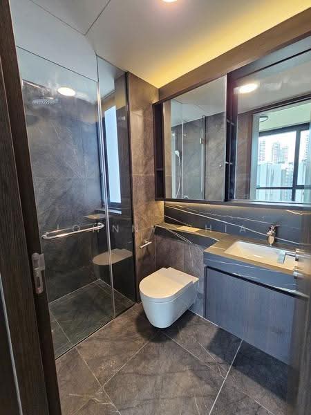 Hyll on Holland, 89 Holland Road, 2 Bedrooms, 657 sqft, Condominium For Rent, by Johnny Chia, 500246889 - Bathroom - PropertyGuru.com.sg