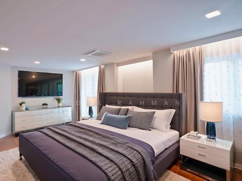 3STY BRAND NEW CONDITION HUGE BUNGALOW, East Coast / Marine Parade, 6 Bedrooms, 5,092 sqft, Detached House For Sale, by Abdul Rahman, 500246896 - Bedroom - PropertyGuru.com.sg