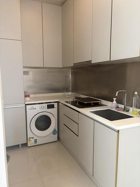 Midtown Residences, 1189 Upper Serangoon Road, Hougang / Punggol / Sengkang, 3 Bedrooms, 721 sqft, Condominium For Rent, by Serene Li, 500246914 - Kitchen - PropertyGuru.com.sg
