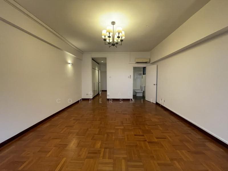 The Cairnhill, 4 Cairnhill Rise, Orchard / River Valley, 4 Bedrooms, 2,809 sqft, Condominium For Rent, by Gilad Coppersmith, 500246925 - Living Room - PropertyGuru.com.sg