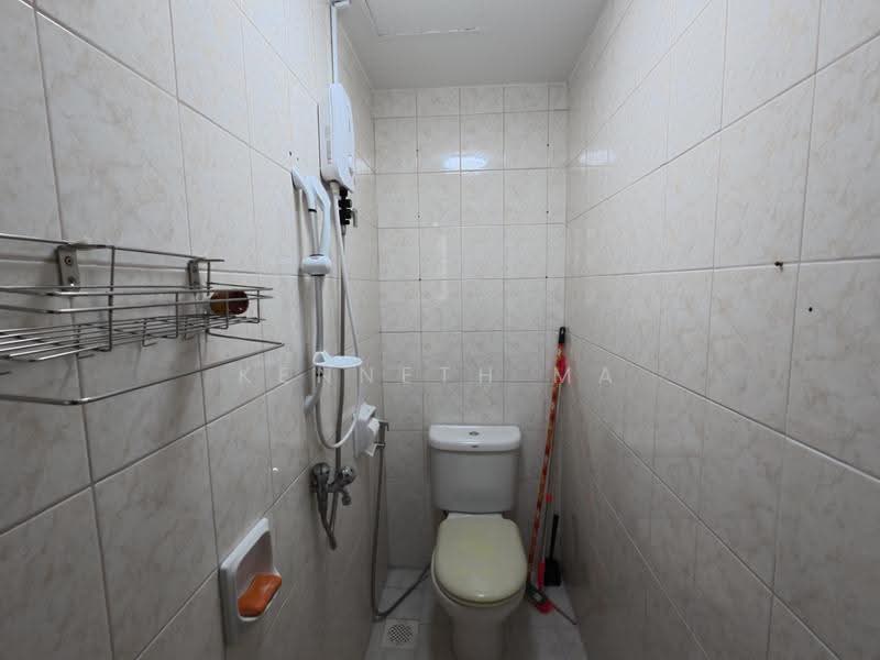 Simei Green Condominium, 1 Simei Street 4, Pasir Ris / Tampines, Room Rental, 130 sqft, Condominium For Rent, by Kenneth Ma, 500246929 - Bathroom - PropertyGuru.com.sg