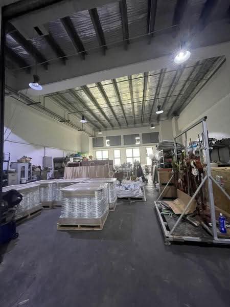 The Westcom, 1 Tuas South Avenue 6, Boon Lay / Jurong / Tuas, 3,047 sqft, Light Industrial (B1) For Sale, by Michelle Loh, 500246939 - Interior - CommercialGuru.com.sg