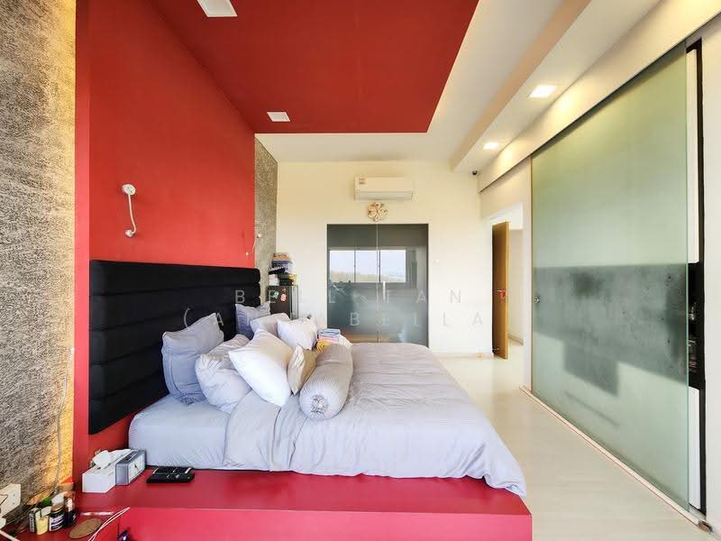 Peach Garden, 1 Peach Garden, 4 Bedrooms, 2,766 sqft, Apartment For Sale, by Bell Tan (Annabella), 500246944 - Master Bedroom - PropertyGuru.com.sg
